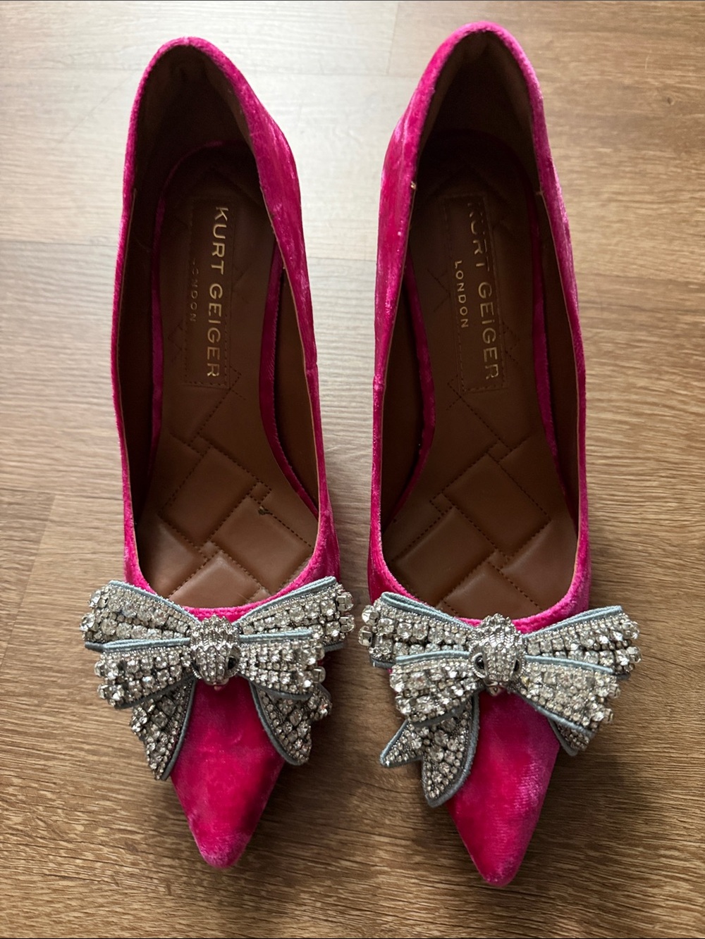 Kurt Geiger Pink Velvet Gem-Embellished Pointed-Toe Pumps 40